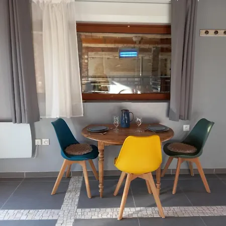 Deconnectez-vous Parmi Les Animaux Dans Etable Летний дом *